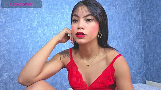 Malia fox online show from April 18, 2026, 5:37 pm