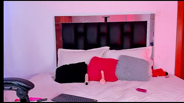 Snapshot of ValeryTs1 chatting on January 31, 2026, 7:12 pm ValeryTs1 online show from January 31, 2026, 7:12 pm