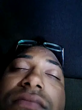 Snapshot of lovedbo chatting on December 16, 2025, 8:24 pm lovedbo online show from December 16, 2025, 8:24 pm