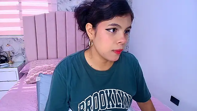 Snapshot of katsumi_yan chatting on February 3, 2026, 7:08 pm katsumi yan online show from February 3, 2026, 7:08 pm