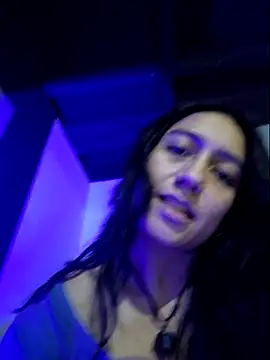Eveeelyn25 online show from May 30, 2026, 1:45 am