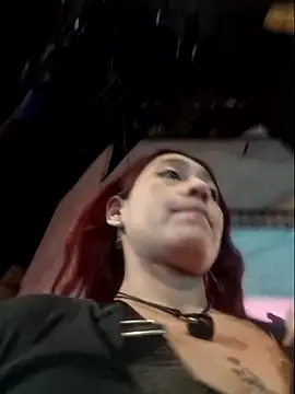 Eveeelyn25 online show from April 1, 2026, 12:35 am