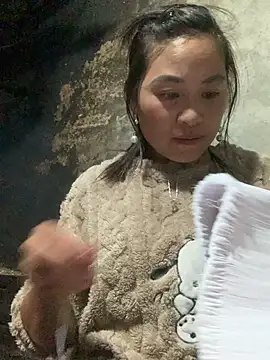 hotel222 online show from November 26, 2025, 1:00 pm