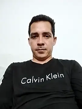 Logan hetero1 online show from December 5, 2025, 4:22 am