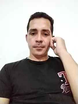 Logan hetero1 online show from November 23, 2025, 7:18 am