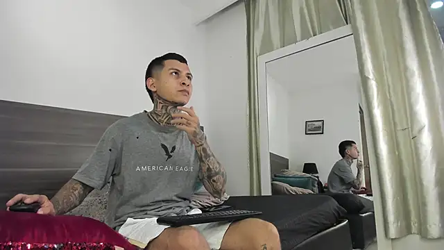 Andrew sanders68 online show from December 19, 2025, 3:10 am