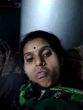 Snapshot of Daily_lust chatting on February 6, 2026, 3:19 pm Daily lust online show from February 6, 2026, 3:19 pm