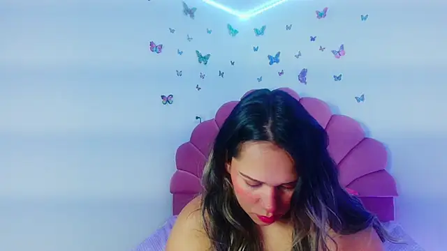 Snapshot of paula_brausin_ chatting on November 27, 2025, 1:55 pm paula brausin online show from November 27, 2025, 1:55 pm