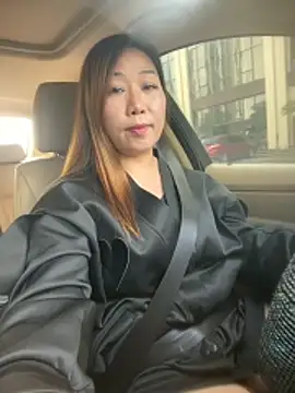 Snapshot of Xiaomili8 chatting on December 1, 2025, 6:58 am Xiaomili8 online show from December 1, 2025, 6:58 am