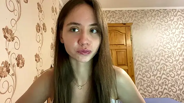 ChandaApplin online show from December 2, 2025, 2:41 pm