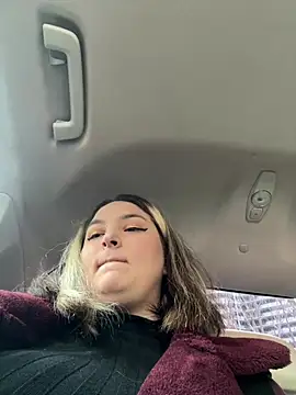 KateBurlesk online show from March 1, 2026, 8:03 am