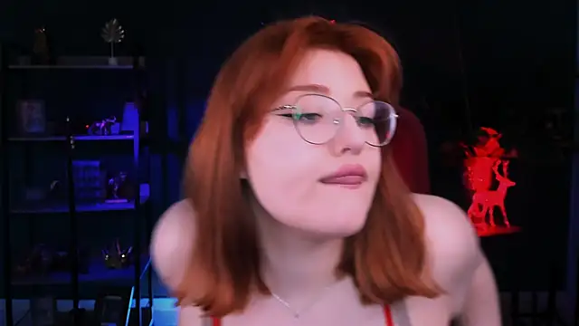 StaceyJensen online show from April 13, 2026, 10:08 am