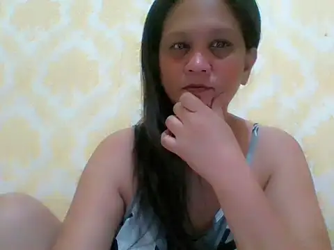 Snapshot of divinegrace1983 chatting on April 8, 2026, 5:14 pm divinegrace1983 online show from April 8, 2026, 5:14 pm