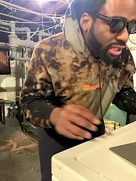 BlackWood777777 online show from January 18, 2026, 7:28 pm