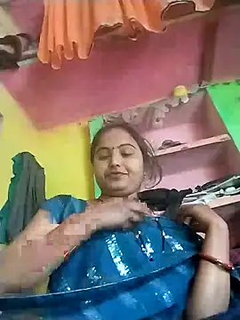 Snapshot of Pooja_hote chatting on November 23, 2025, 7:18 am Pooja hote online show from November 23, 2025, 7:18 am