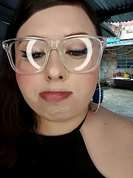 Snapshot of Kitty_Bms_ chatting on November 30, 2025, 7:36 pm Kitty Bms online show from November 30, 2025, 7:36 pm