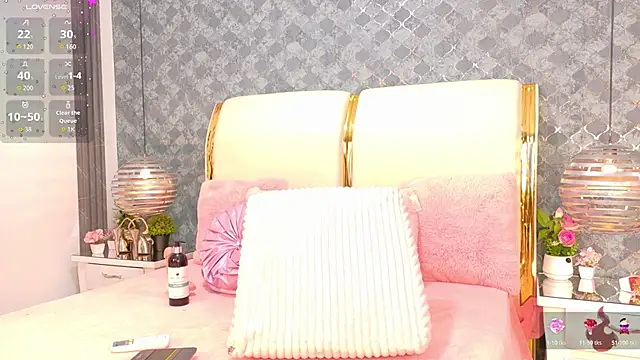 ThianaGarcia online show from February 20, 2026, 2:19 pm