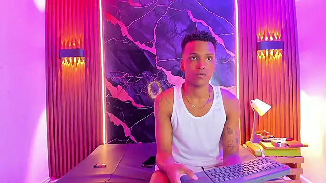 Snapshot of Black_Guys_Pervert_ chatting on November 24, 2025, 12:16 pm Black Guys Pervert online show from November 24, 2025, 12:16 pm