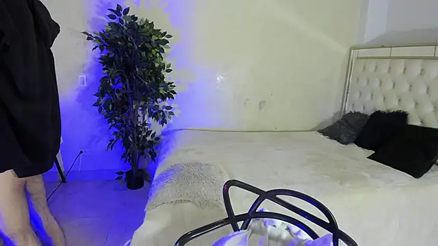 Snapshot of Im_Dayros chatting on November 28, 2025, 7:47 pm Im Dayros online show from November 28, 2025, 7:47 pm