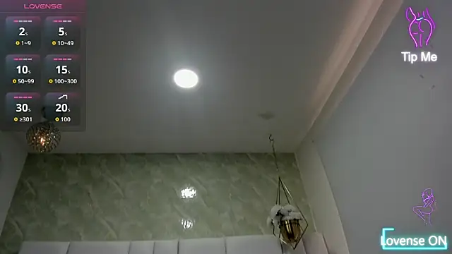 thalia nichols online show from March 30, 2026, 8:21 pm