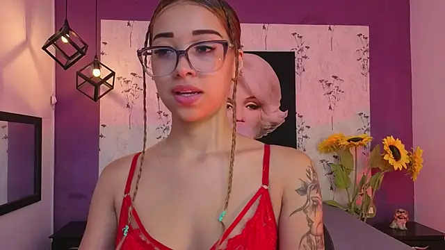 Antonella mc online show from April 6, 2026, 12:28 pm