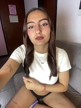 ZoeJohnson Pink online show from February 7, 2026, 8:28 pm