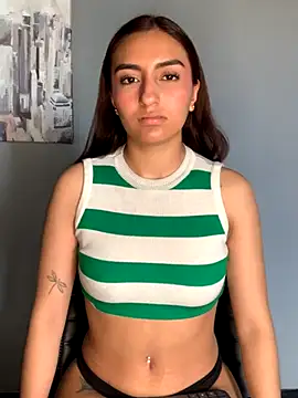 Snapshot of ZoeJohnson_Pink chatting on November 24, 2025, 3:01 pm ZoeJohnson Pink online show from November 24, 2025, 3:01 pm