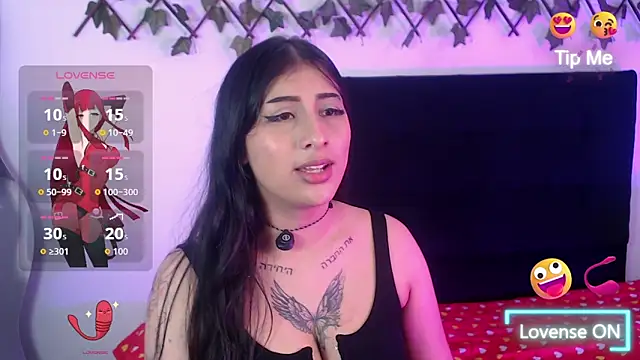 dulcinea77gp online show from March 19, 2026, 3:39 am