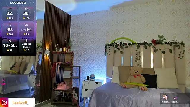 Snapshot of kaelwolf_tay chatting on February 11, 2026, 7:25 pm kaelwolf tay online show from February 11, 2026, 7:25 pm