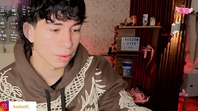 Snapshot of kaelwolf_tay chatting on February 24, 2026, 7:37 pm kaelwolf tay online show from February 24, 2026, 7:37 pm