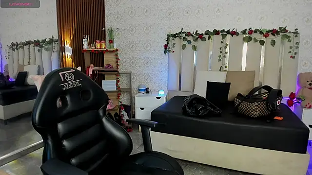 Snapshot of kaelwolf_tay chatting on February 18, 2026, 7:10 pm kaelwolf tay online show from February 18, 2026, 7:10 pm