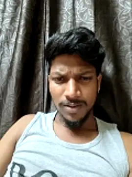 Snapshot of Handsome_09 chatting on December 5, 2025, 7:12 pm Handsome 09 online show from December 5, 2025, 7:12 pm