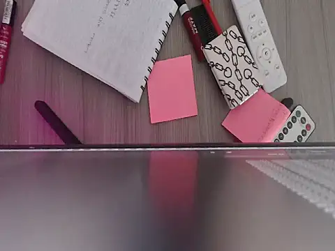 Snapshot of Miss_Diva1 chatting on December 1, 2025, 2:29 pm Miss Diva1 online show from December 1, 2025, 2:29 pm