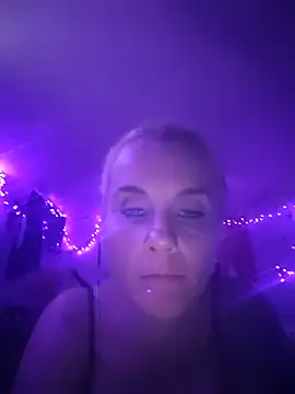 Snapshot of HarleyQuinn38 chatting on December 18, 2025, 6:34 pm HarleyQuinn38 online show from December 18, 2025, 6:34 pm