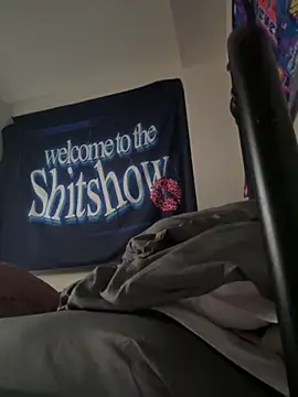 Snapshot of Goldenmami chatting on December 2, 2025, 7:37 pm Goldenmami online show from December 2, 2025, 7:37 pm