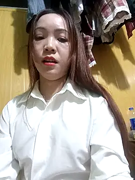 Snapshot of bong-ngo- chatting on November 23, 2025, 8:52 pm bong-ngo- online show from November 23, 2025, 8:52 pm