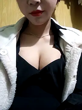 Snapshot of bong-ngo- chatting on December 1, 2025, 6:09 pm bong-ngo- online show from December 1, 2025, 6:09 pm