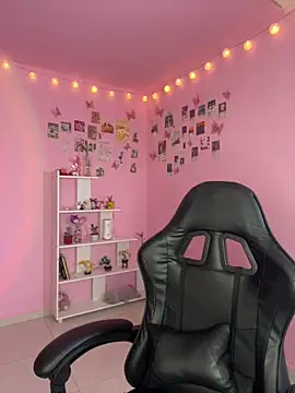 Snapshot of Davne_ chatting on February 14, 2026, 3:18 am Davne online show from February 14, 2026, 3:18 am