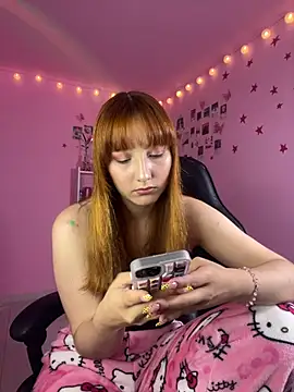 Snapshot of Davne_ chatting on June 22, 2026, 12:49 am Davne online show from June 22, 2026, 12:49 am
