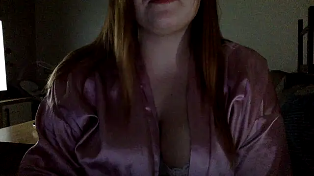 Snapshot of Blue-Coxy chatting on December 18, 2025, 10:24 pm Blue-Coxy online show from December 18, 2025, 10:24 pm