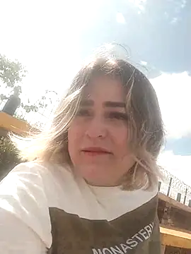 Snapshot of sexy_aurora_ourdoors chatting on November 26, 2025, 2:50 pm sexy aurora ourdoors online show from November 26, 2025, 2:50 pm