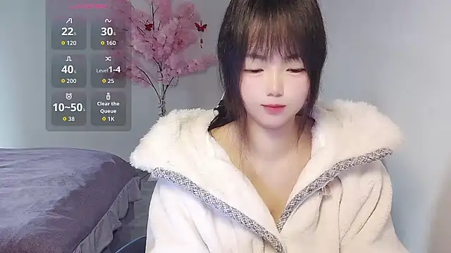 Snapshot of LuLu_bb chatting on April 15, 2026, 2:39 am LuLu bb online show from April 15, 2026, 2:39 am