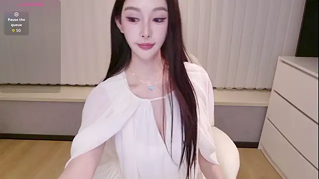 Snapshot of LULUbbaby_520 chatting on April 12, 2026, 2:53 pm LULUbbaby 520 online show from April 12, 2026, 2:53 pm
