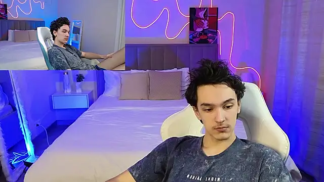 MoonlinSkinn online show from February 16, 2026, 1:04 am