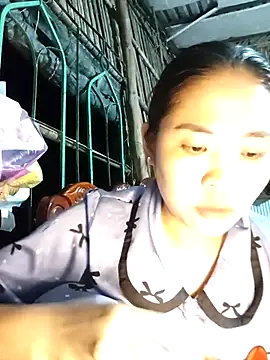 Lin-kute98 online show from February 21, 2026, 1:24 pm