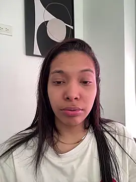 Snapshot of KarolRojas_22 chatting on June 11, 2026, 9:01 pm KarolRojas 22 online show from June 11, 2026, 9:01 pm