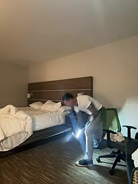 JSizzle13 online show from April 1, 2026, 3:52 am