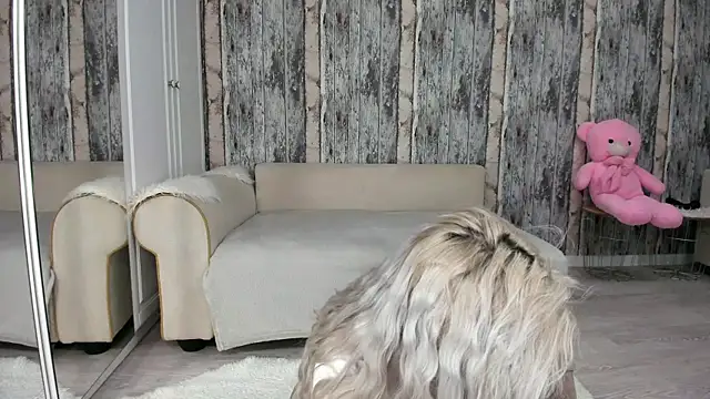 Snapshot of SexyElisabeth chatting on January 12, 2026, 4:30 am SexyElisabeth online show from January 12, 2026, 4:30 am