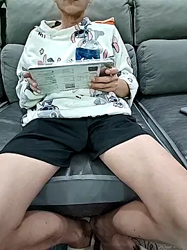 micai fengbei online show from February 11, 2026, 1:33 pm