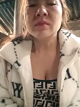 Lily-ross22 online show from January 14, 2026, 1:53 am